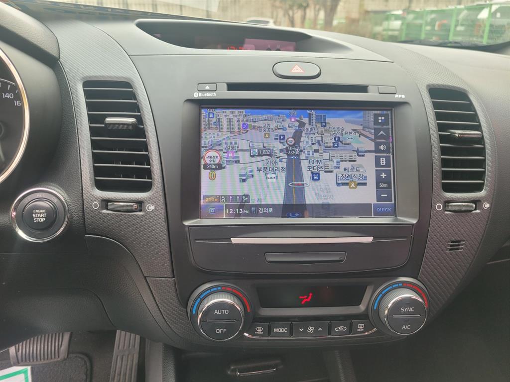 KIA K3 2017 Blanco - Importación desde Corea - HF Imports Iquique - Foto 13