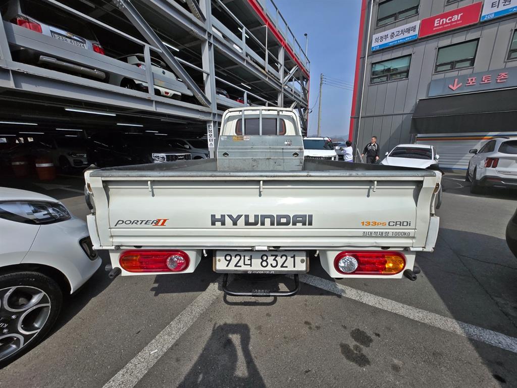 Small Truck Cargo (small) - Vista 4
