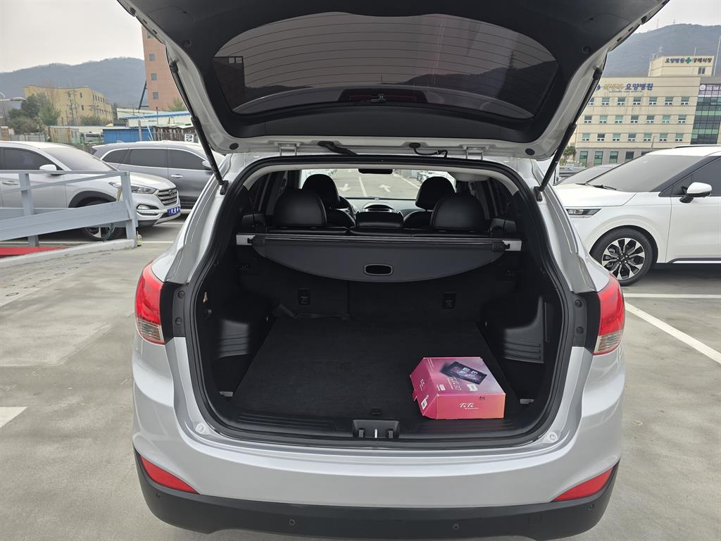 HYUNDAI Tucson - Vista 7