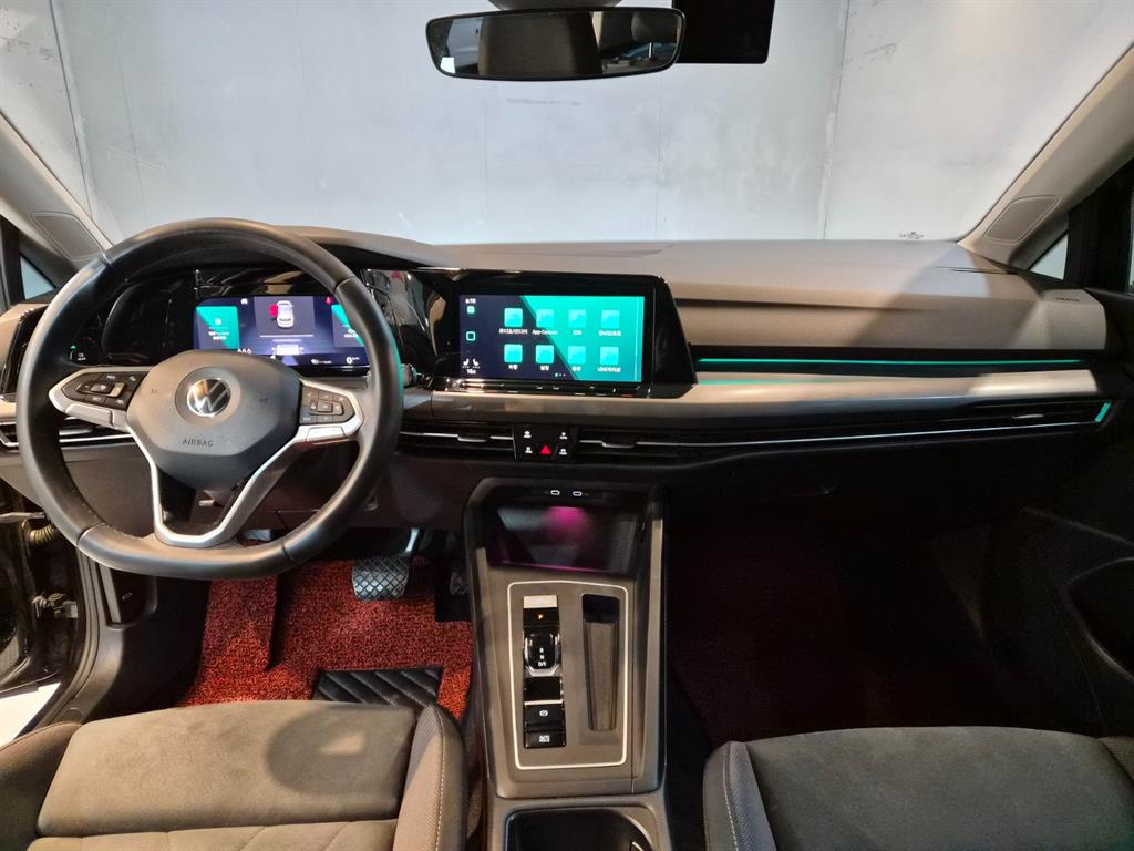 Volkswagen Golf - Vista 8