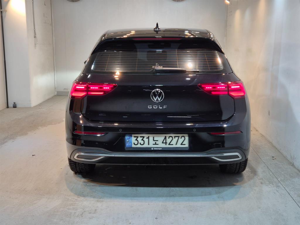 Volkswagen Golf - Vista 3