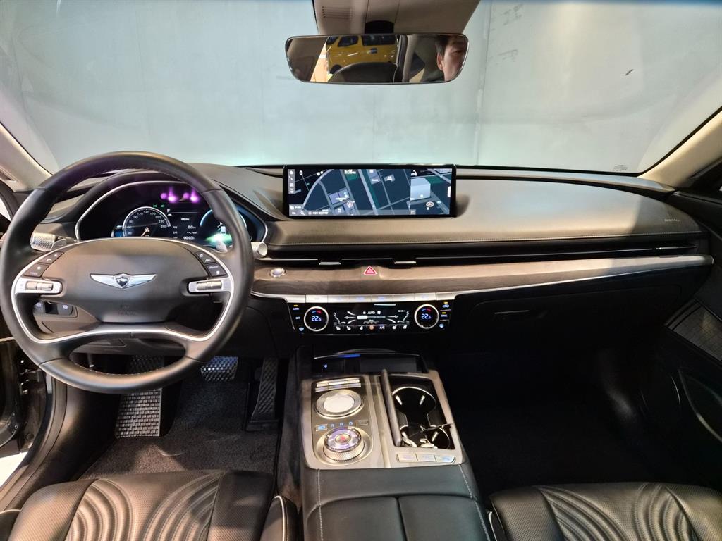 Genesis G80 - Vista 7