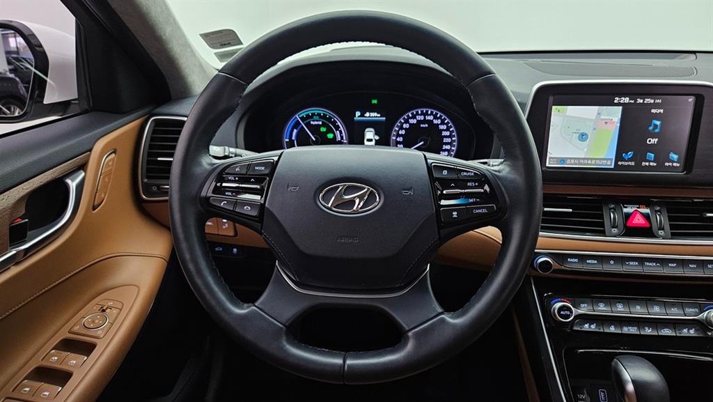 HYUNDAI Grandeur - Vista 8