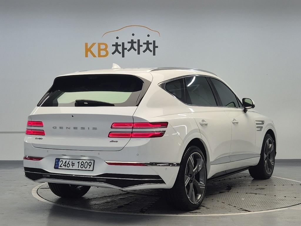 Genesis GV80 - Vista 4