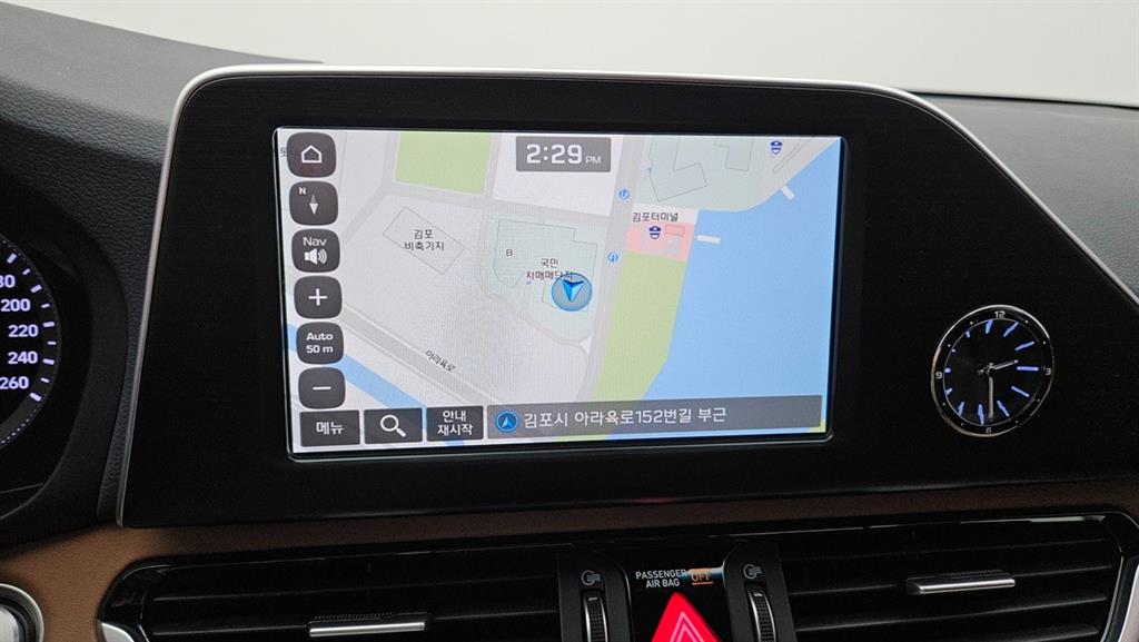 HYUNDAI Grandeur - Vista 10