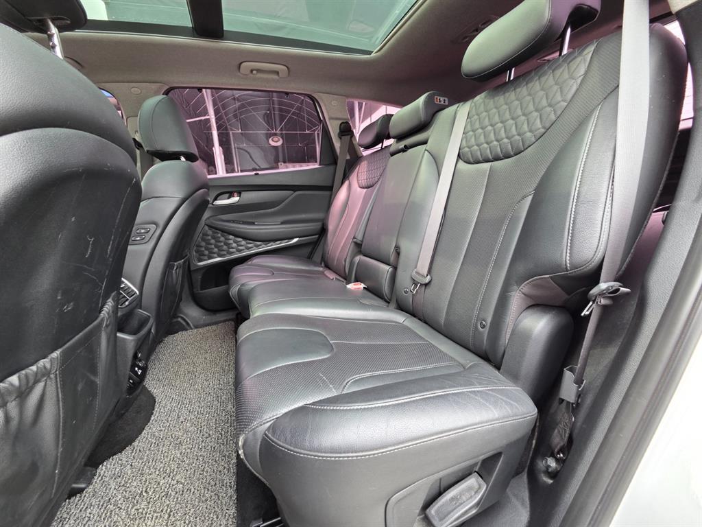 HYUNDAI Santa Fe - Vista 6