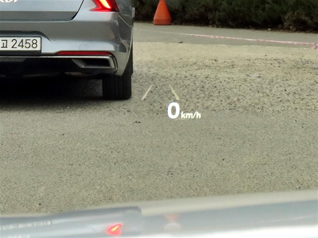 HYUNDAI Grandeur - Vista 10