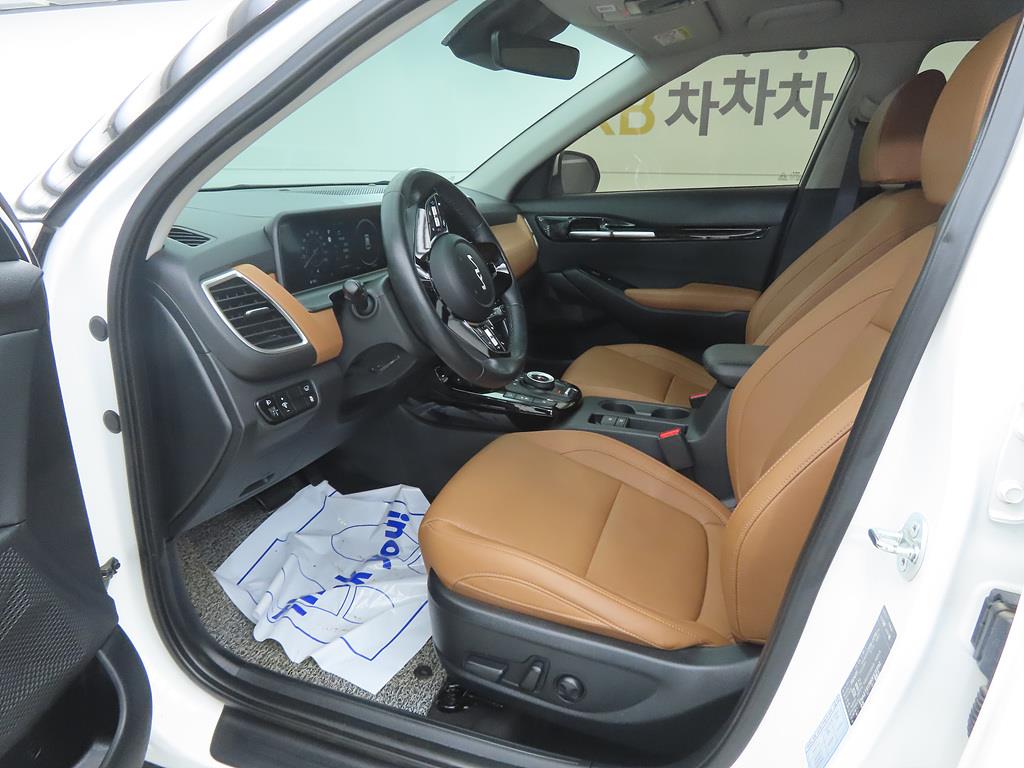 KIA Seltos - Vista 5