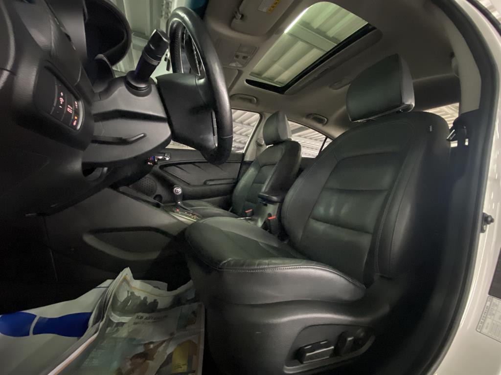 KIA K3 2014 Blanco - Importación desde Corea - HF Imports Iquique - Foto 13