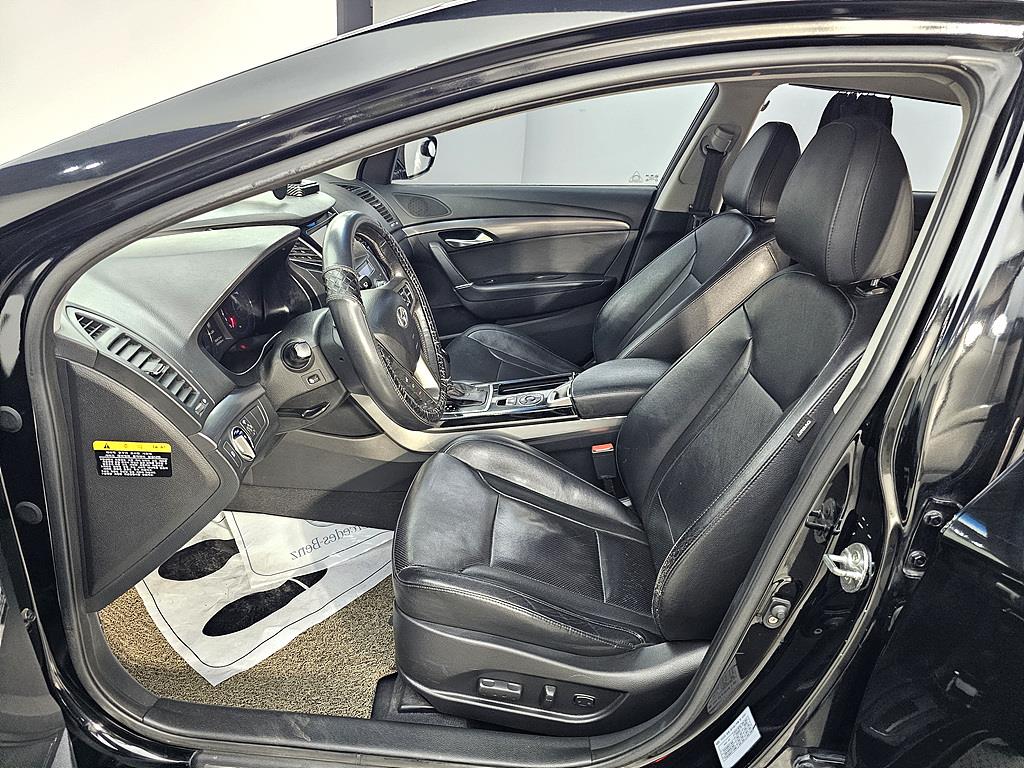 HYUNDAI i40 - Vista 8