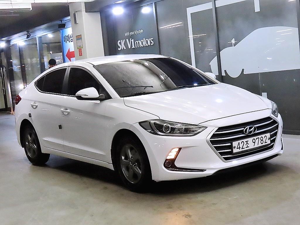 HYUNDAI Avante 2017 Blanco - Importación desde Corea - HF Imports Iquique - Foto 1