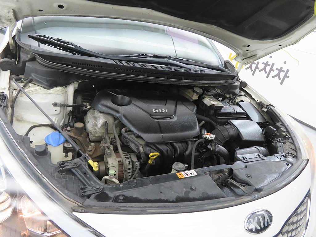 KIA K3 2013 Blanco - Importación desde Corea - HF Imports Iquique - Foto 19