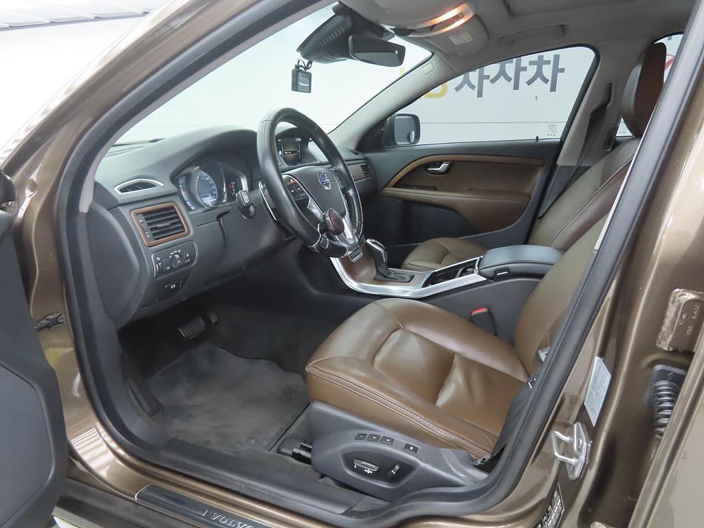 Volvo XC70 - Vista 5