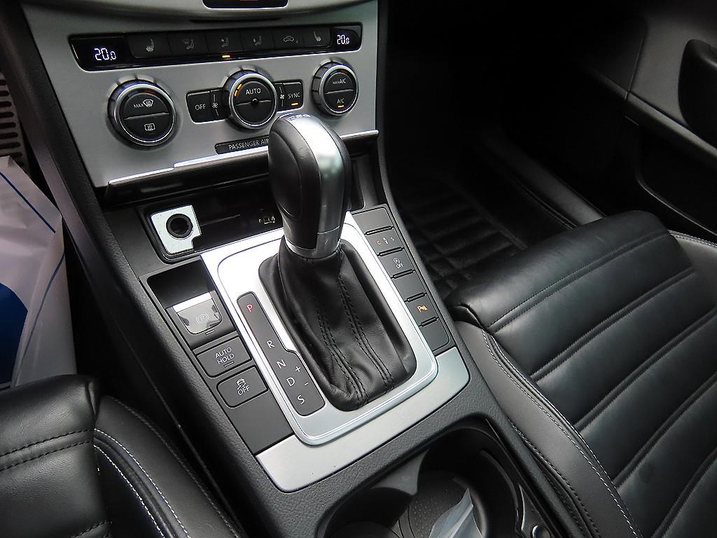 Volkswagen CC - Vista 10