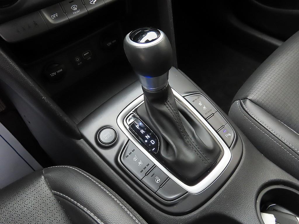 HYUNDAI Kona - Vista 11