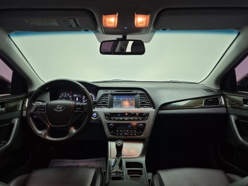 HYUNDAI Sonata - Vista 7