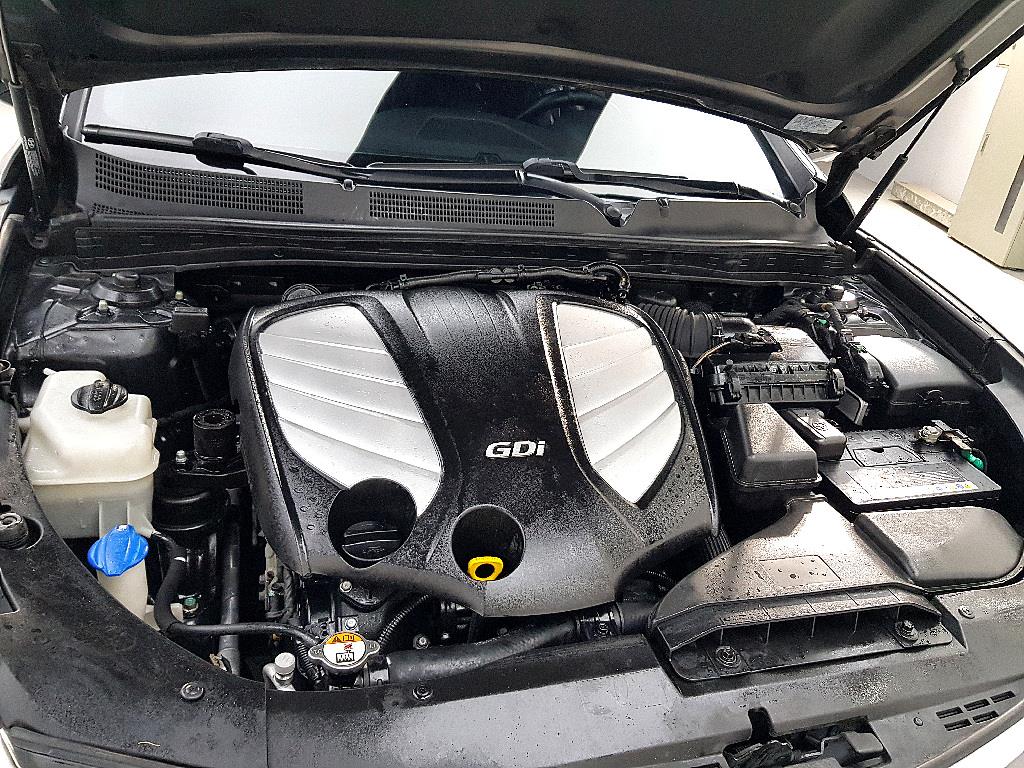 HYUNDAI Grandeur - Vista 6