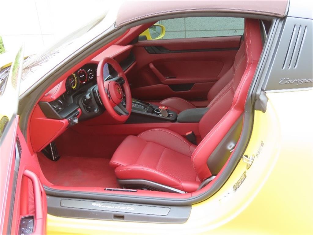 Porsche 911 2022 Amarillo - Importación desde Corea - HF Imports Iquique - Foto 13