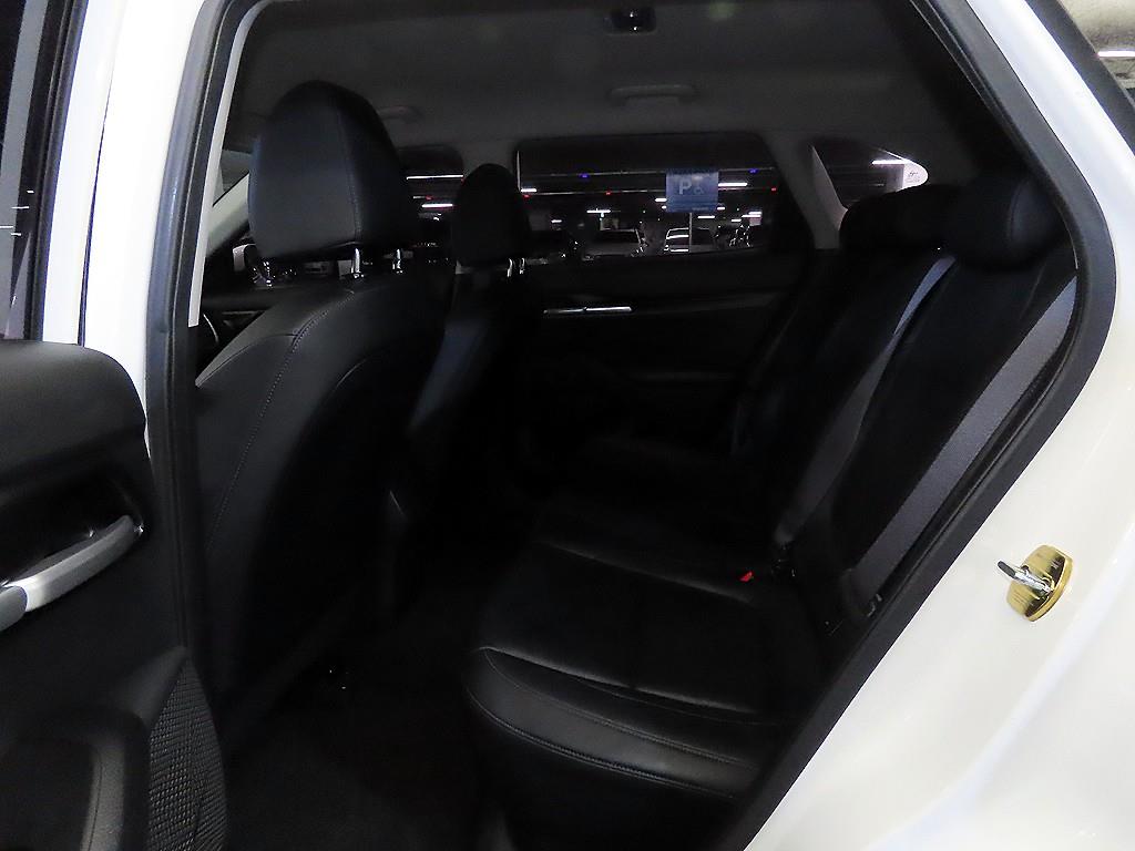 KIA Seltos - Vista 7