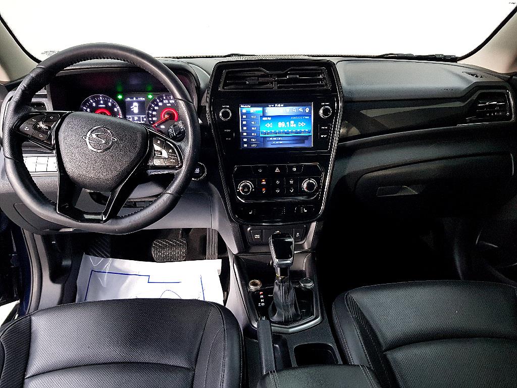 Ssangyong Tivoli - Vista 5