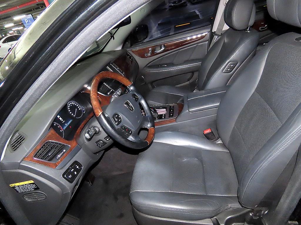 HYUNDAI Equus - Vista 6