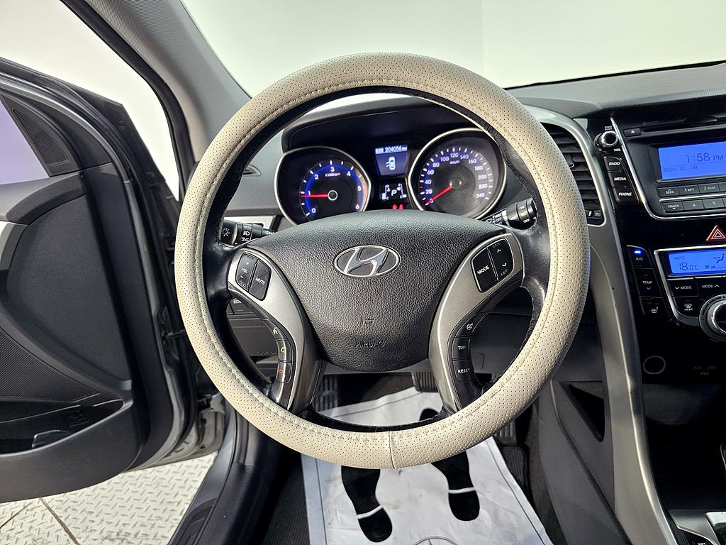 HYUNDAI i30 - Vista 12