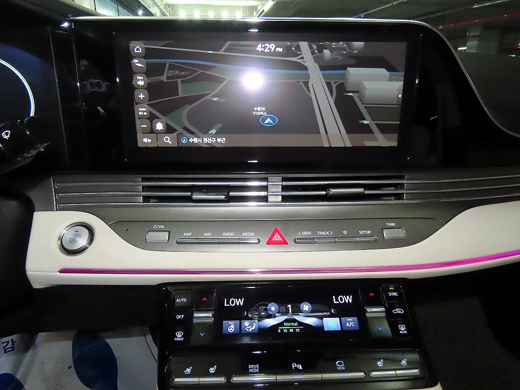 HYUNDAI Grandeur - Vista 11