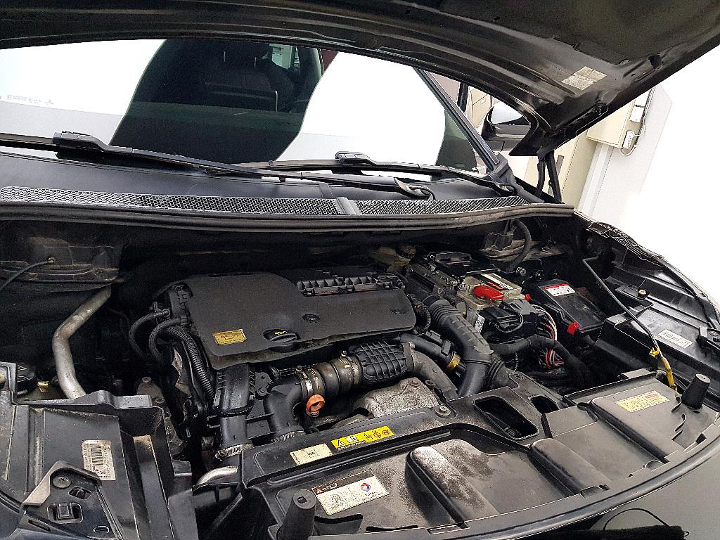 Peugeot 5008 - Vista 6