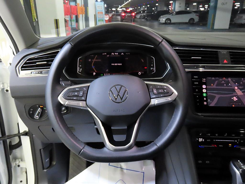 Volkswagen Tiguan - Vista 8