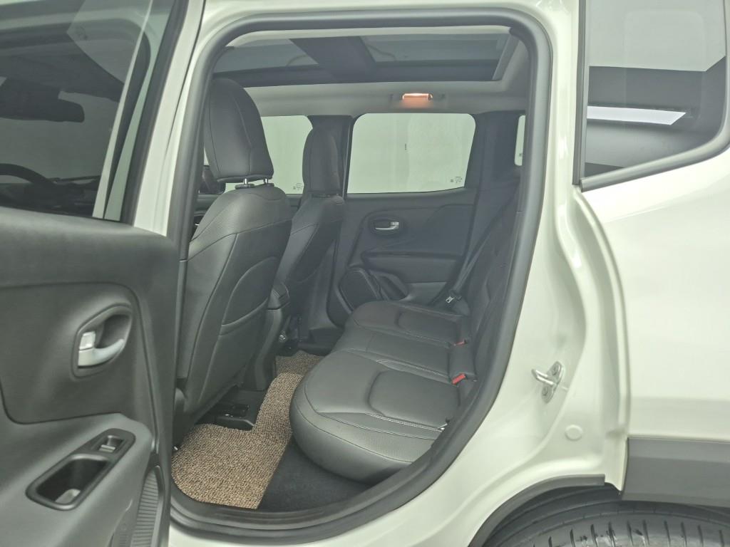 Jeep Renegade - Vista 12