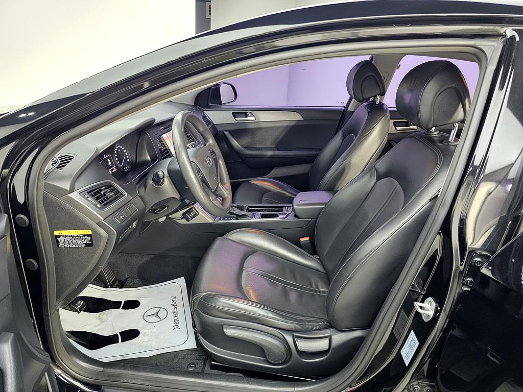 HYUNDAI Sonata - Vista 8