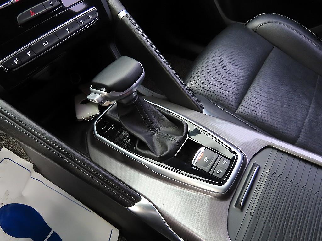 SAMSUNG QM6 - Vista 10