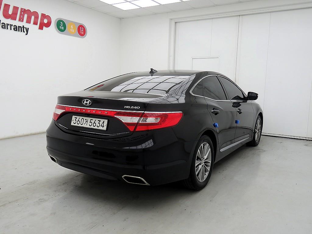 HYUNDAI Grandeur - Vista 4