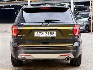 Ford Explorer - Vista 6