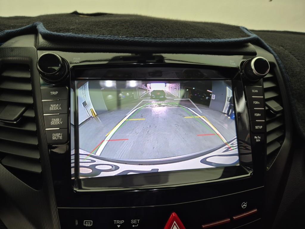 Ssangyong Tivoli 2017 Plateado - Importación desde Corea - HF Imports Iquique - Foto 15