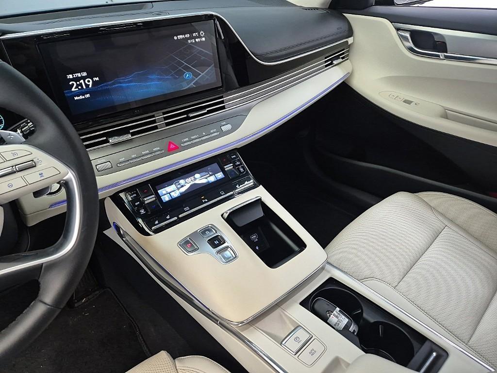 HYUNDAI Grandeur - Vista 10