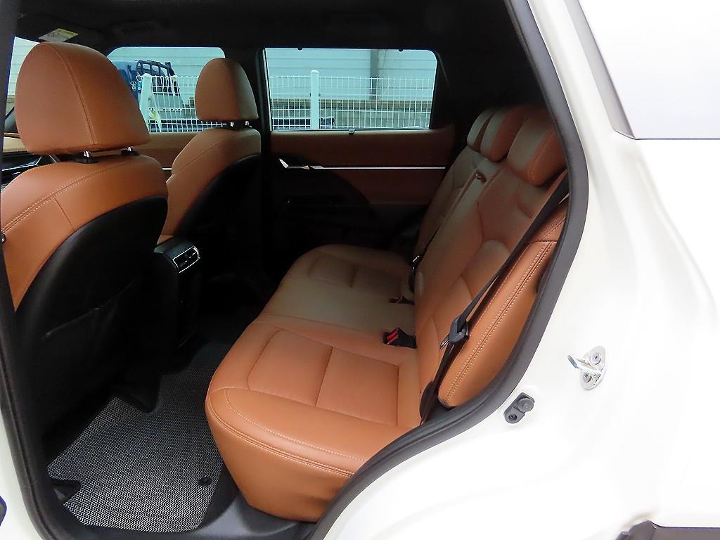 Ssangyong Torres - Vista 6