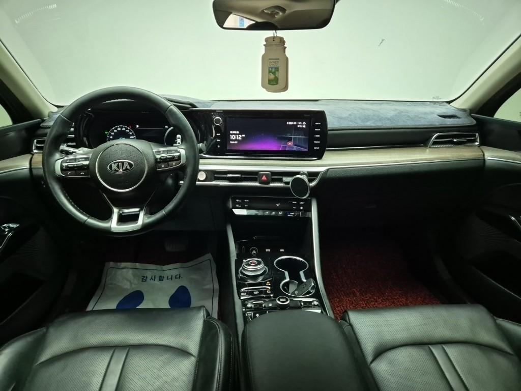 KIA K5 - Vista 7