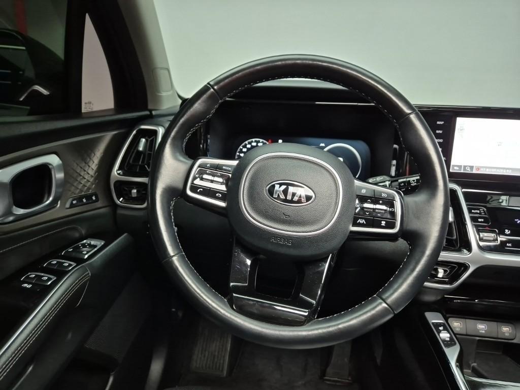 KIA Sorento - Vista 8