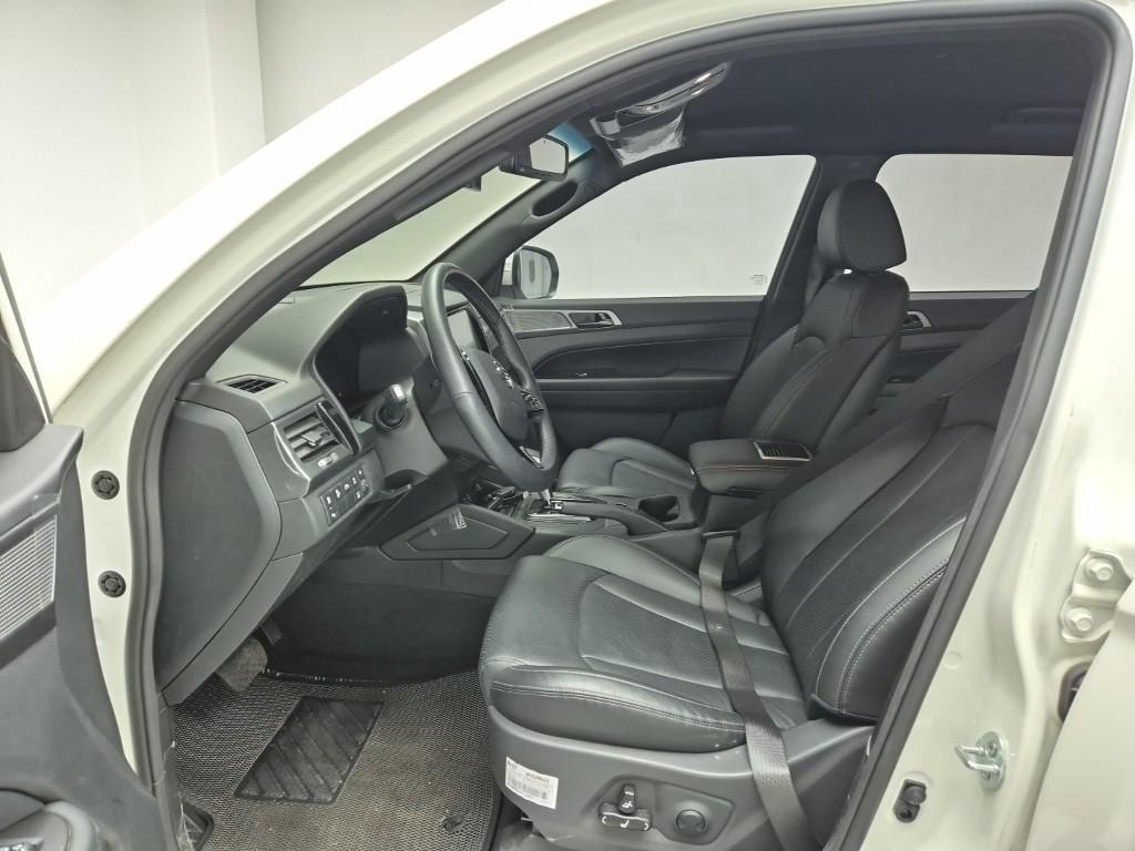 Ssangyong Rexton - Vista 8