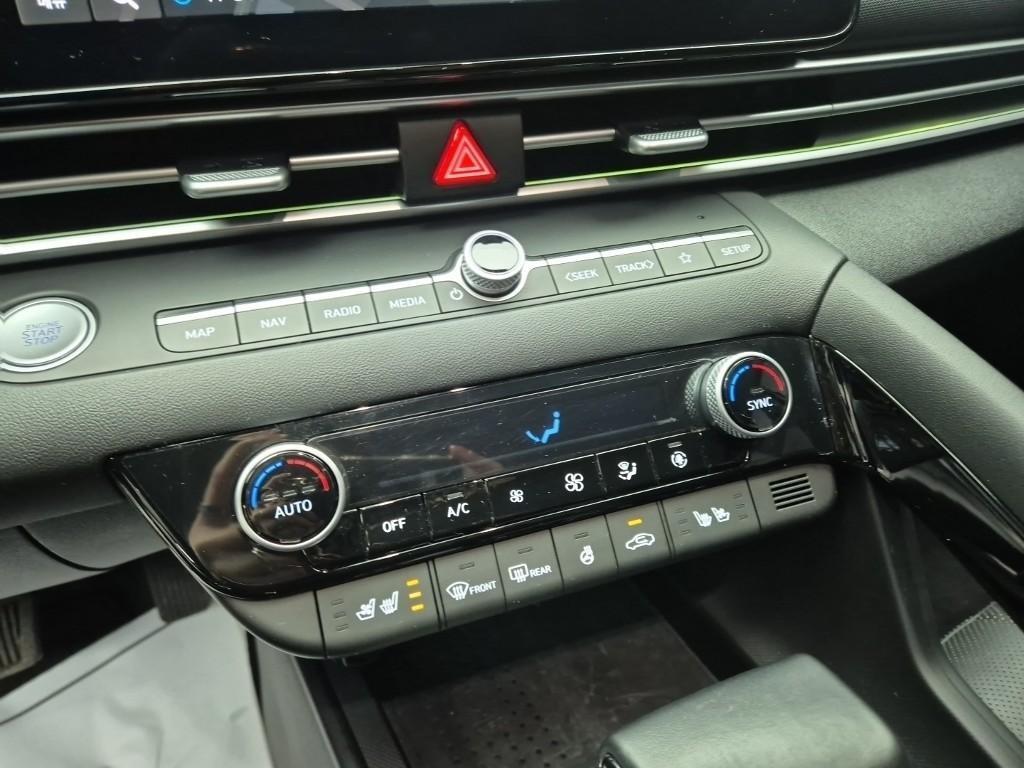 HYUNDAI Avante 2023 Blanco - Importación desde Corea - HF Imports Iquique - Foto 16