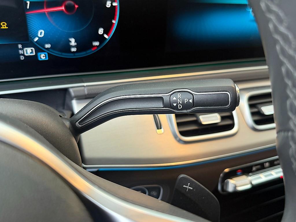 Mercedes Benz GLE Class - Vista 11