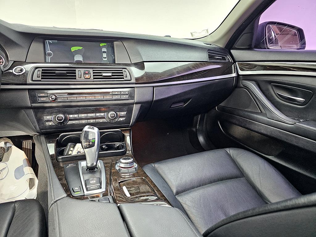 BMW 5 Series - Vista 10
