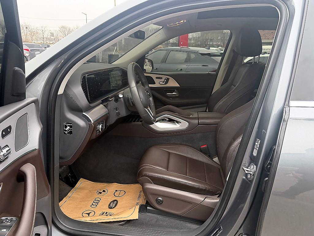 Mercedes Benz GLE Class - Vista 6