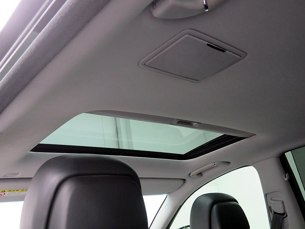 HYUNDAI Equus - Vista 9