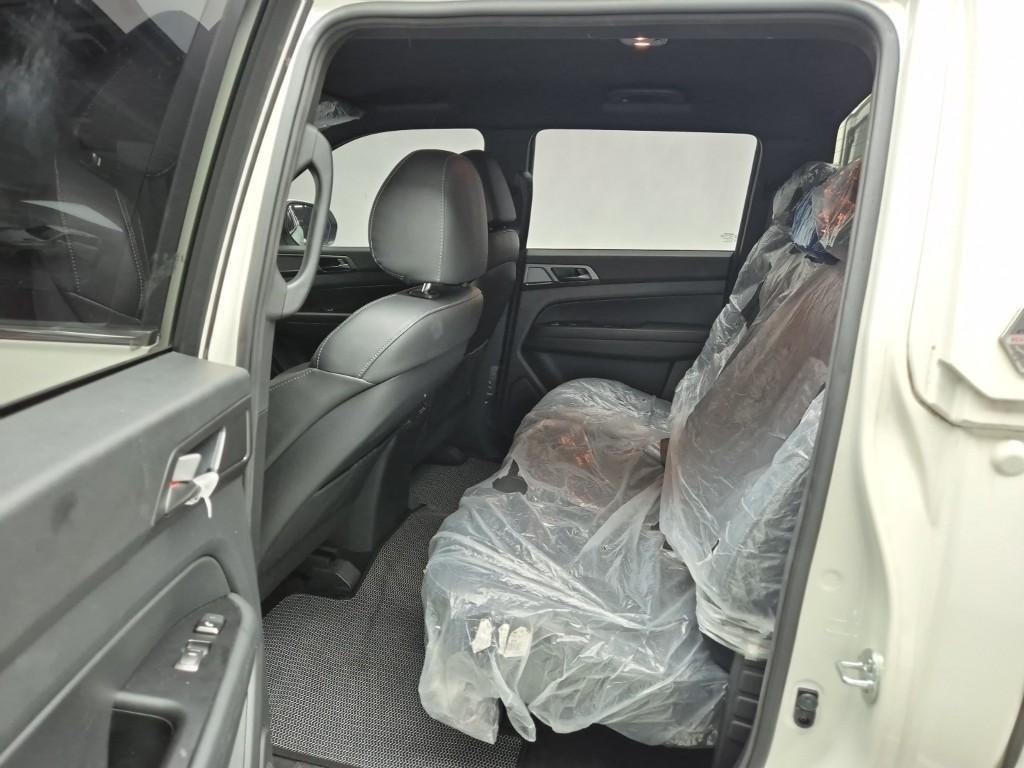 Ssangyong Rexton 2023 Blanco - Importación desde Corea - HF Imports Iquique - Foto 14