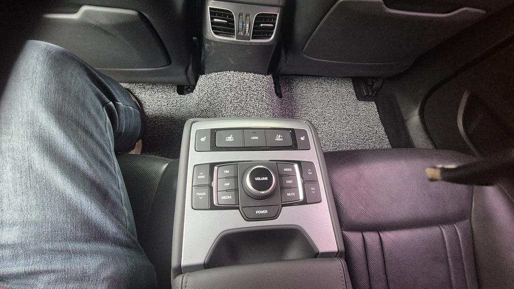 Genesis G80 2018 Negro - Importación desde Corea - HF Imports Iquique - Foto 14