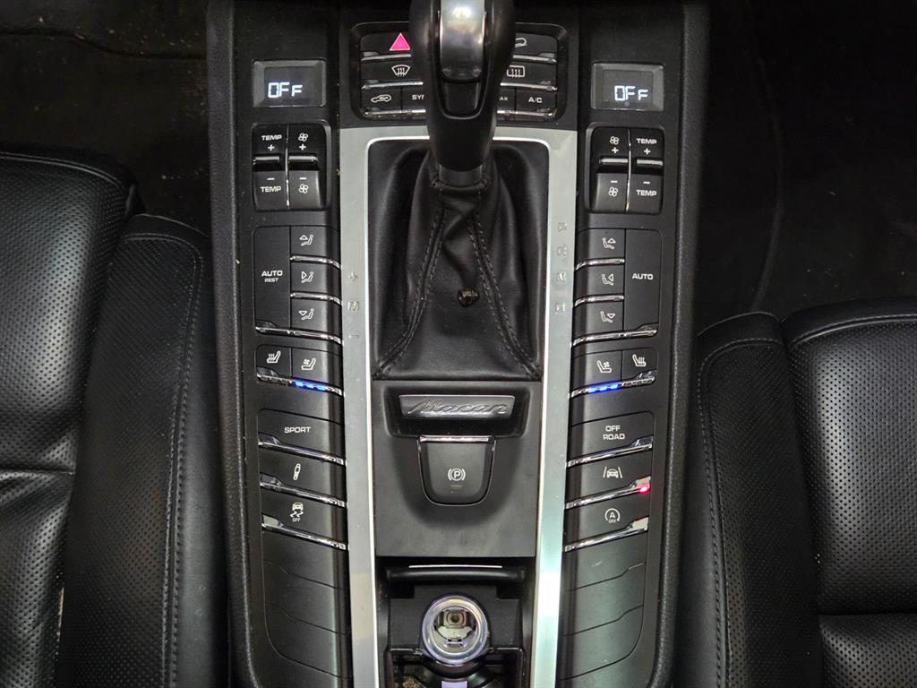 Porsche Macan 2017 Negro - Importación desde Corea - HF Imports Iquique - Foto 13