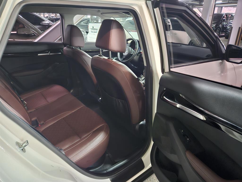 KIA Seltos - Vista 12