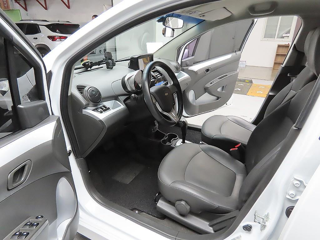 Chevrolet Spark 2015 Blanco - Importación desde Corea - HF Imports Iquique - Foto 11